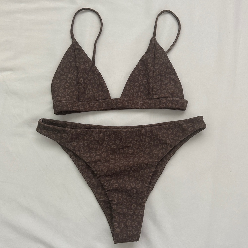 benoa swim coral set